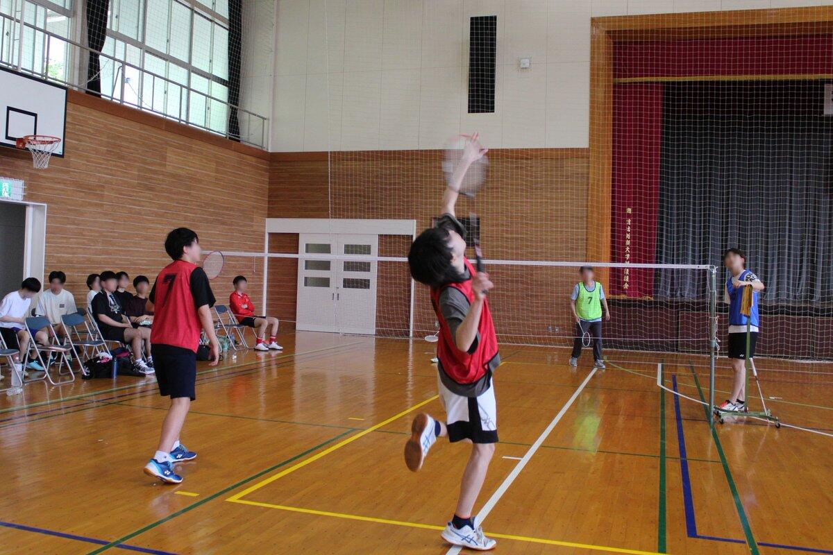 スポーツ祭写真2(バトミントン)
